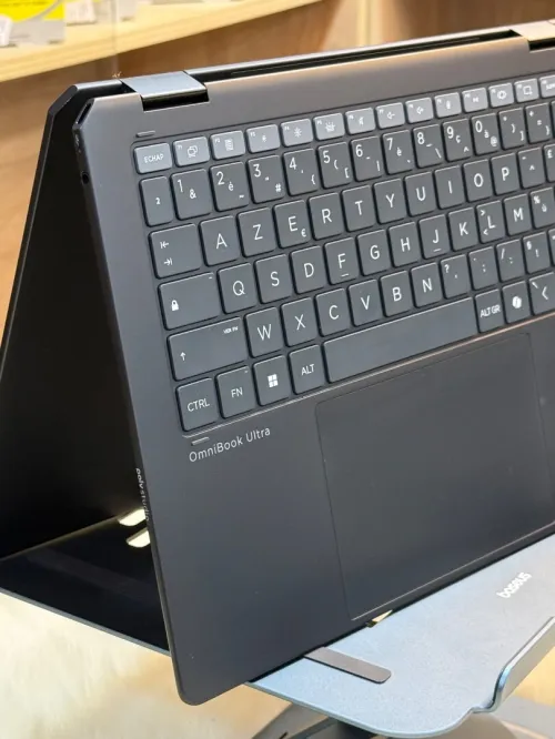 HP OMNIBOOK FLIP 14 14-FH0XXX ULTRA 7 258V 32GO 2TO SSD 3K OLED TACTILE + 