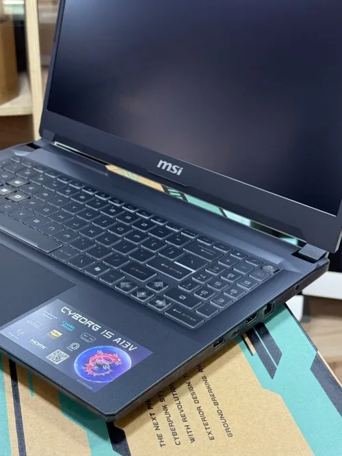 MSI CYBORG 15 A13VF I7 13620H 16GO 1TO SSD NVIDIA GEFORCE RTX4060 8GO NEUF SOUS EMBALLAGE