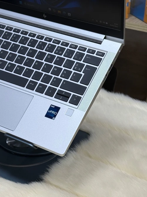 HP ELITEBOOK 630 G9 I7 EVO 1265U 16GO 256GO SSD NVME 
