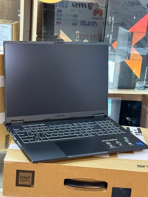 ASUS TUF F16 FX608J i7 14650Hx 16GO 1TO SSD NVIDIA GEFORCE RTX5050 8GO GDDR7 NEUF SOUS EMBALLAGE