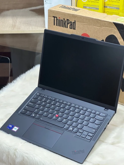 LENOVO THINKPAD T14 GEN 5 INTEL CORE ULTRA 7 155U 32GO DDR5X 1TO SSD NVME NEUF SOUS EMBALLAGE 