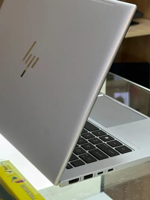 HP ELITEBOOK 845 G11 AMD RYZEN 7 PRO 8840U 32GO 1TO SSD NVME TACTILE