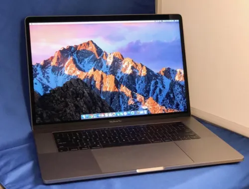 TOUCHBAR 15.4" 2018 I7 2.2GHZ 16GO 256GO SSD AMD RADEON PRO 555X 4GO GDDR5 CYCLE 61