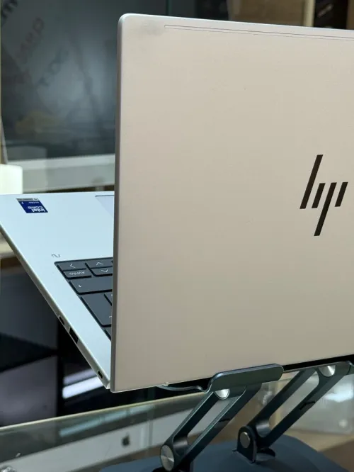 HP ELITEBOOK 8 G1i 14 AI PC INTEL CORE ULTRA 7 258V 32Go 1To SSD INTEL ARC 140V 16Go
