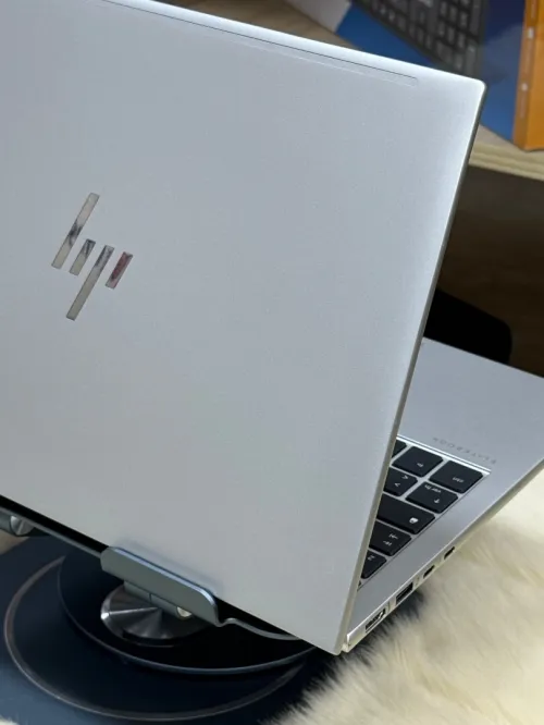 HP ELITEBOOK 835 G11 AMD RYZEN 5 8540U 16GO DDR5 512GO SSD NVME