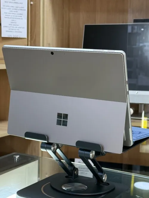 SURFACE PRO 11 ULTRA 5 236V 16GO 512GO SSD INTEL ARC 130V 8GO