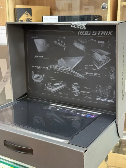 ASUS ROG STRIX SCAR 16 G635LX INTEL CORE ULTRA 9 275Hx 32GO 2TO SSD NVIDIA GEFORCE RTX5090 24Go NEUF