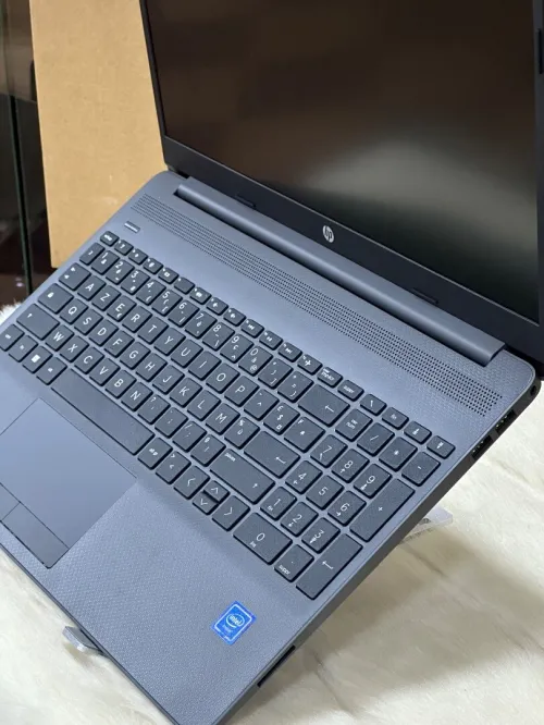 HP LAPTOP 15 DW1011NK CELERON N4020 4GO 256GO SSD NEUF SOUS EMBALLAGE 