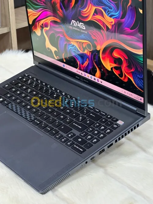 MSI STEALTH 16 MERCEDES AMG A13VG I9 13900H 32GO DDR5 1TO SSD NVIDIA GEFORCE RTX4070 8GO 4K OLED