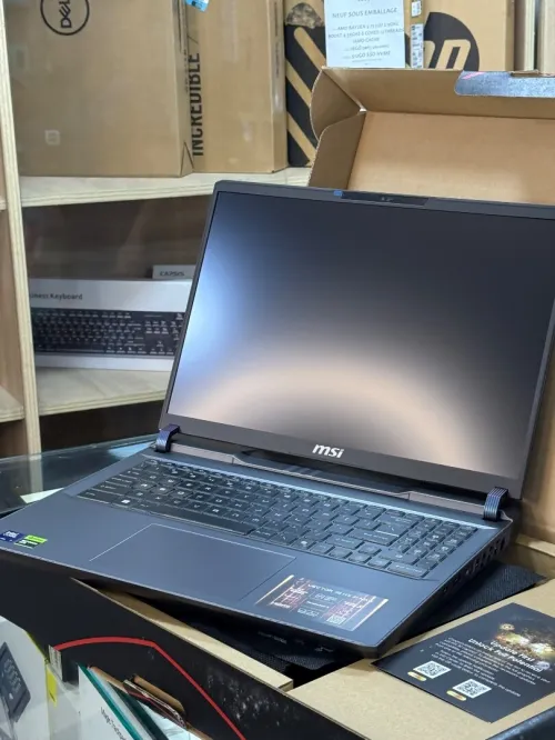 MSI VECTOR 16 HX AI A2XWHG ULTRA 7 255HX 32GO 1TO SSD NVIDIA GEFORCE RTX5070Ti 12GO NEUF SOUS EMBALL