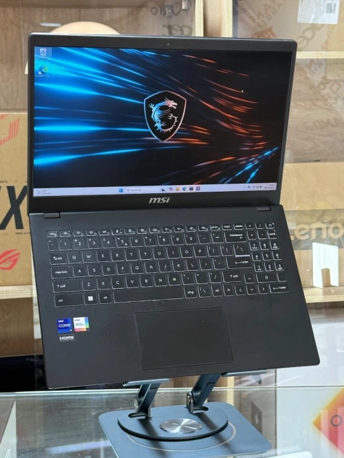 MSI PRESTIGE 15H B13M I9 13900H 32GO 1TO SSD NVME