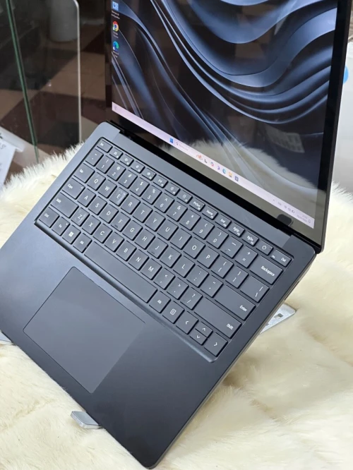 SURFACE LAPTOP 5 BLACK I7 1265U 32GO 1TO SSD NVME
