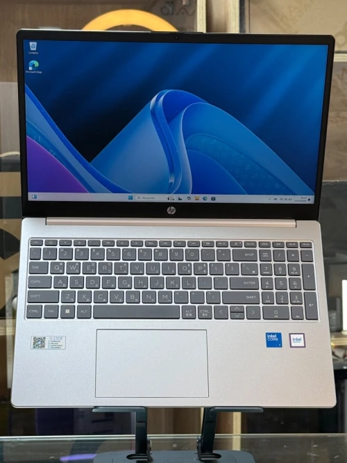 HP LAPTOP 15 FD1XXX INTEL CORE 7 150U 16GO 512GO SSD NVME