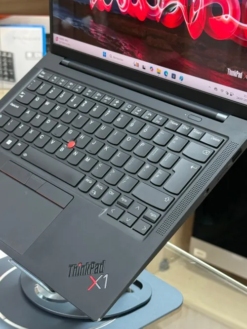 LENOVO THINKPAD X1 CARBON GEN 9 I7 EVO 1165G7 16Go 512GO SSD 4K OLED 
