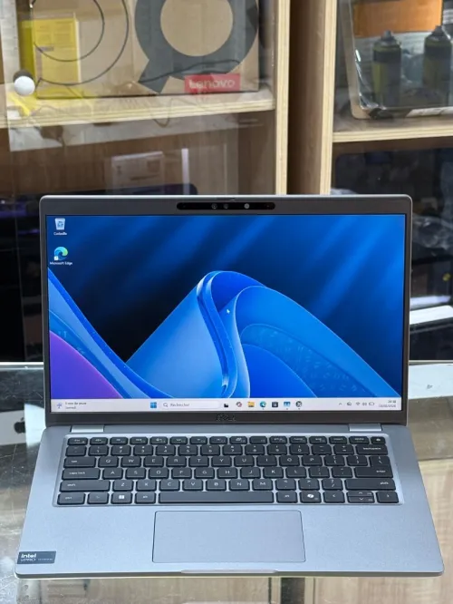 DELL LATITUDE 5450 ULTRA 7 VPRO 165U 16GO DDR5 256GO SSD NVME