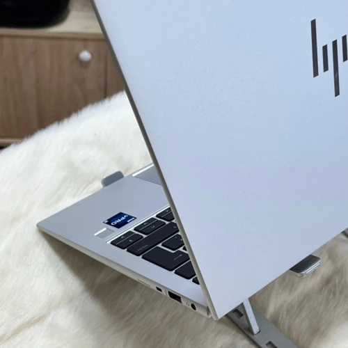 HP ELITEBOOK 830 G9 2023 ECRAN 13.3" FHD LED WITH HP SURE VIEW I5 VPRO 1245U RAM 16GO 512GO SSD