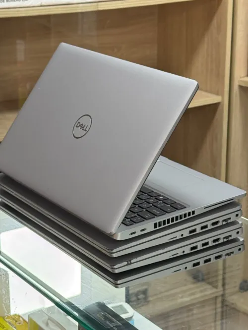 DELL LATITUDE 5520 I5 1135G7 8GO 256GO SSD NVME