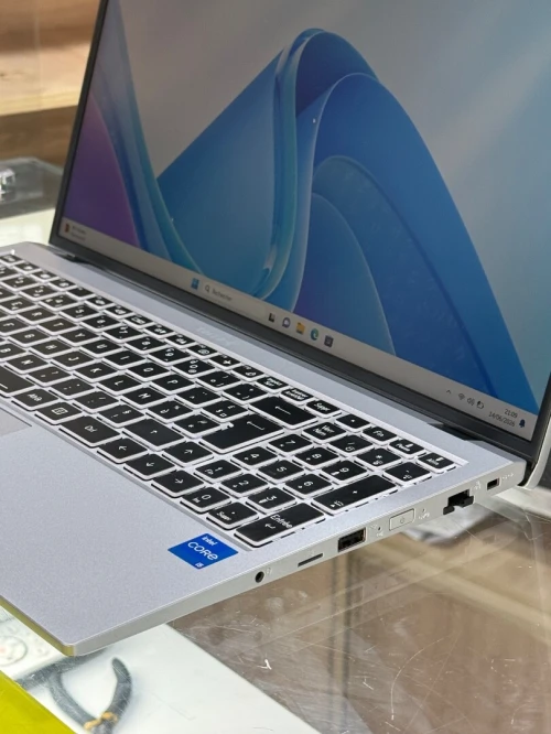 TERRA WORTMANN AG1551R I5 1334U 16GO 512GO SSD NVME