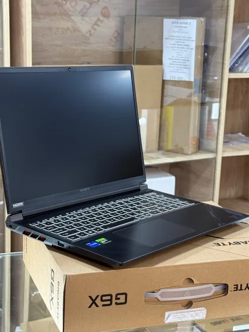 GIGABYTE GAMING G6X9KG I7 13650Hx 16GO 1TO SSD NVME NVIDIA GEFORCE RTX4060 8GO GDDR6 NEUF SOUS EMBAL