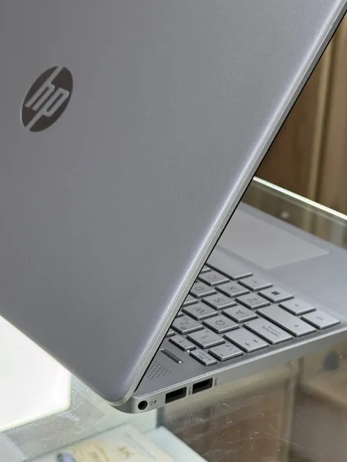 HP LAPTOP 15 DY5XXX I5 1235U 16GO 1TO SSD NVME