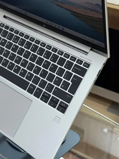 HP ELITEBOOK 840 G10 I5 1340P 16GO 256GO SSD TACTILE 