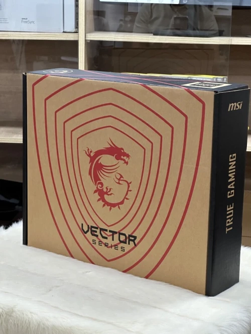 MSI VECTOR 17HX A14VGG I9 14900Hx 32GO DDR5X 1TO SSD NVME NVIDIA GEFORCE RTX4070 8GO NEUF SOUS EM