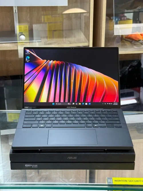 ASUS ZENBOOK DUO UX3406CA INTEL CORE ULTRA 9 285H 16GO 1TO SSD INTEL ARC 140T 8GO NEUF