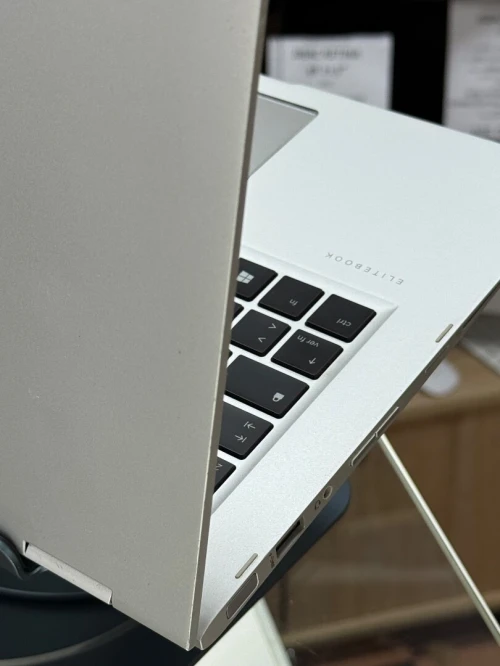 HP ELITEBOOK X360 1030 G2 I5 7200U 8GO 256GO SSD TACTILE 