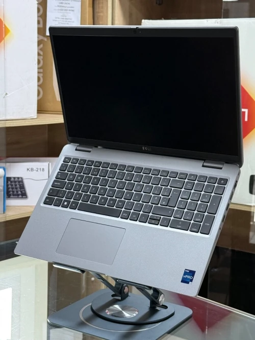 DELL PRECISION 3581 I7 VPRO 13800H 64GO 512GO SSD NVIDIA RTX A500 4GO GDDR6