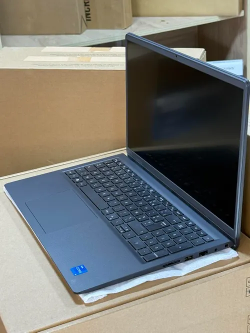 DELL VOSTRO 15 3530 I3 1305U 8GO 512GO SSD NEUF SOUS EMBALLAGE