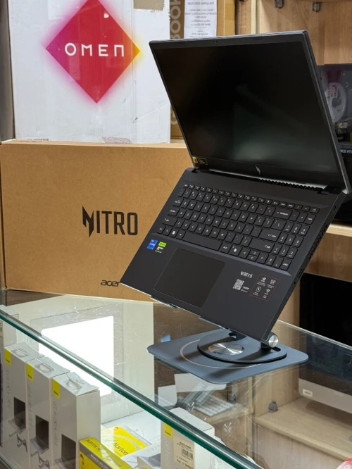 ACER NITRO V15 ANV15-52 I7 13620H 16GO 1TO SSD NVIDIA GEFORCE RTX5060 8GO GDDR7 NEUF SOUS EMBALLAGE 