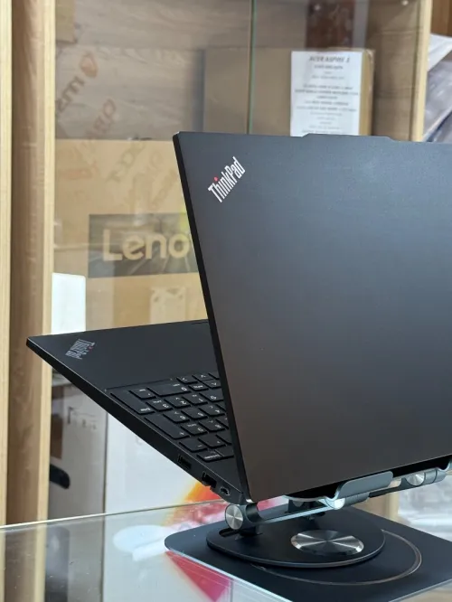 LENOVO THINKPAD E16 Gen 2 AMD RYZEN 5 7535Hs 16GO 256GO SSD NVME 