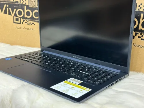 ASUS VIVOBOOK 15 X1504ZA I5 1235U 8GO 512GO SSD NEUF SOUS EMBALLAGE