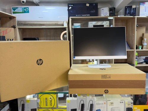 ALL IN ONE HP 24 CR0069NY I5 1334U 8GO 512GO SSD 24 FHD NEUF SOUS EMBALLAGE