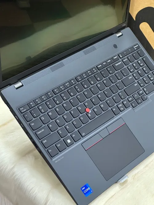 LENOVO THINKPAD P16s GEN 2 4K OLED I7 1360P 32GO 1TO SSD NVIDIA RTX A500 4GO NEUF SOUS EMBALLAGE 