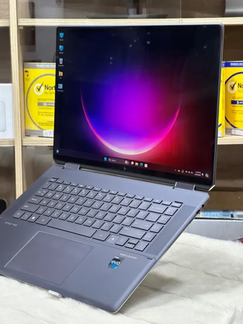 HP SPECTRE X360 16-F2XXX I7 EVO 13700H 16GO 1TO SSD 4K OLED TACTILE X360