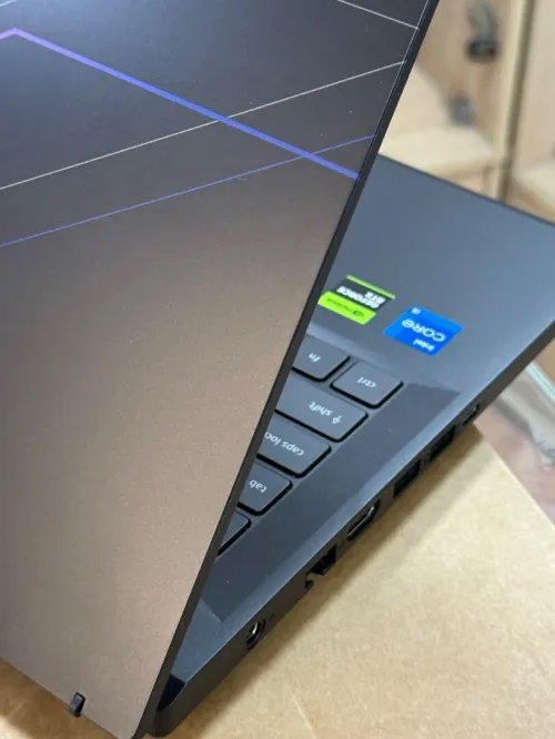ACER NITRO V15 ANV15-52 I5 13420H 16GO 512GO SSD NVIDIA GEFORCE RTX5050 8GO GDDR7 NEUF SOUS EMBALL