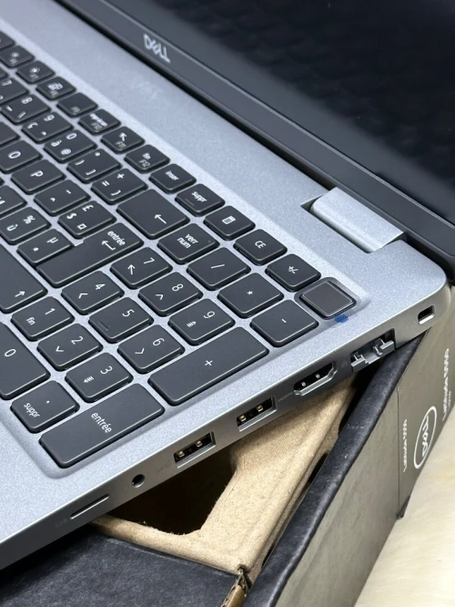 DELL LATITUDE 5550 ULTRA 7 VPRO 165U 16GO 512GO SSD NEUF SOUS EMBALLAGE 