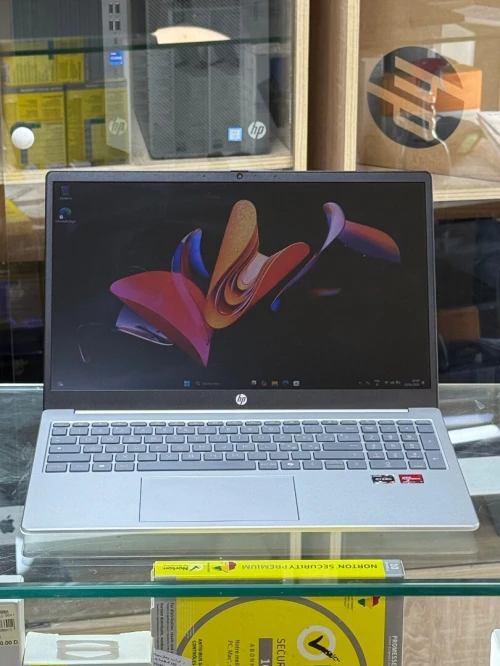 HP LAPTOP 15 FC0XXX AMD RYZEN 7 5825U 16GO 512GO SSD NVME