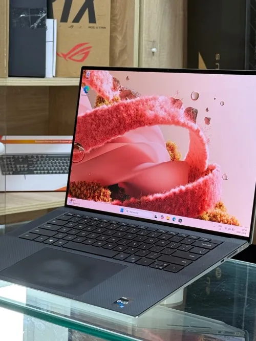 DELL XPS 15 9530 I9 13900H 32GO 1TO SSD NVIDIA GEFORCE RTX4060 8GO GDDR6 4K TACTILE