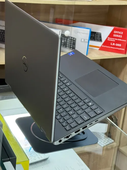 DELL PRECISION 7680 I7 13850Hx 64GO DDR5 1TO SSD NVIDIA RTX4000ada 12Go 
