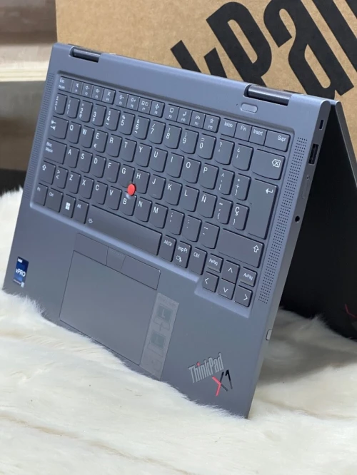 LENOVO THINKPAD X1 YOGA GEN 8 I7 VPRO 1365U 16GO DDR5 512GO SSD TACTILE X360 NEUF SOUS EMBALLAGE 