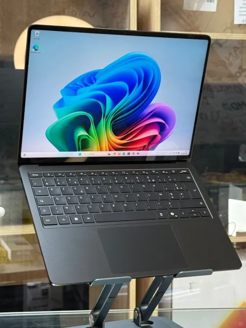 SURFACE LAPTOP 7 BLACK ÉDITION SNAPDRAGON X10 PLUS X1P64100 16GO 512GO SSD NVME TACTILE 