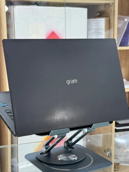 LG GRAM 16Z90R I7 1360P 16GO 1TO SSD NVME