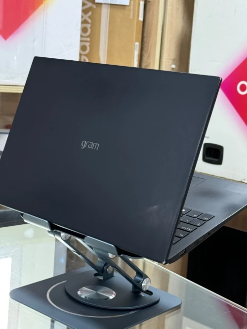 LG GRAM 16Z90R I7 1360P 16GO 1TO SSD NVME
