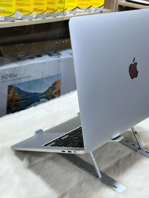 MACBOOK PRO RETINA 13.3" TOUCHBAR 2020 I5 2.0GHZ  16GO  512GO SSD ECRAN 13.3" RETINA 3K CYCLE 243 