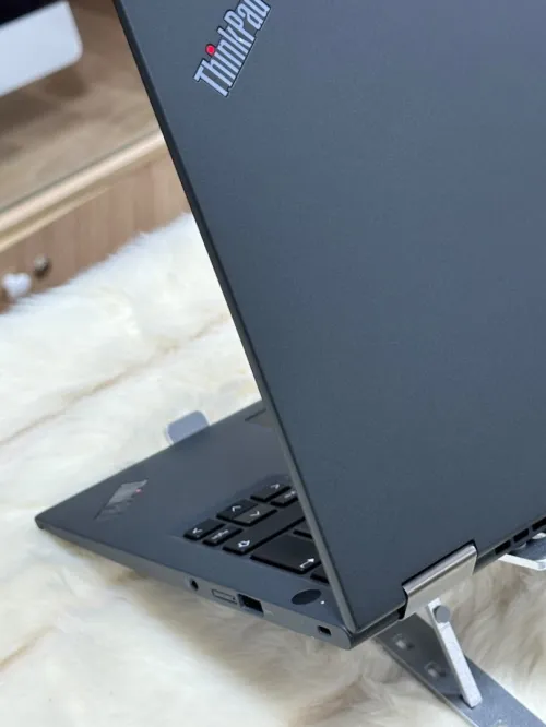 LENOVO THINKPAD X13 YOGA GEN 2 8 GO DDR4X 256GO SSD 