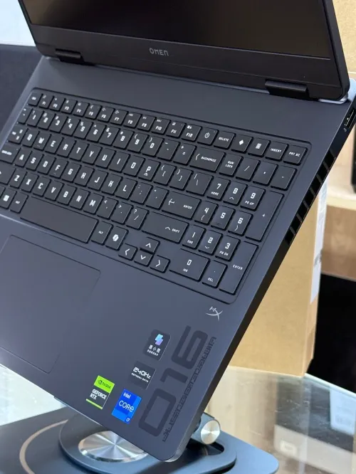 HP OMEN 16 GAMING AM0000TX I7 14650Hx 16Go 1TO SSD NVIDIA GEFORCE RTX5060 8GO GDDR7 NEUF SOUS EMBAL