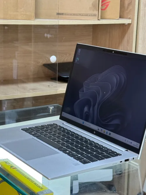HP ELITEBOOK 845 G11 AMD RYZEN 7 PRO 8840U 32GO 1TO SSD NVME TACTILE
