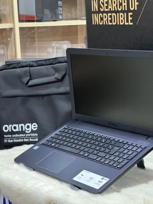 ASUS VIVOBOOK 15 X543U I3 7100U 4GO 256GO SSD NEUF SOUS EMBALLAGE 
